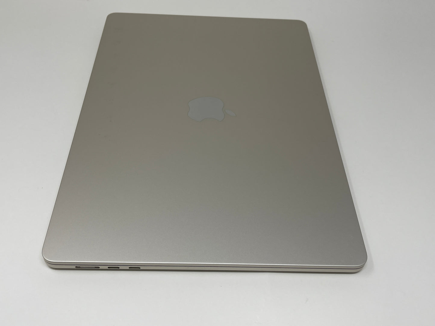 Apple Macbook Air M2 Chip 8-Core 15in 512GB SSD 8GB RAM A2941 2023 Starlight