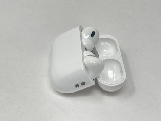 Apple Airpods Pro 2nd Gen With MagSafe Case USB-C MTJV3AM/A Exellent