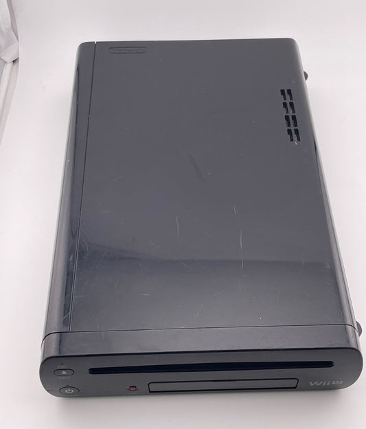 Nintendo Wii U 32GB Deluxe Console Bundle + 2 Wii Remotes Good