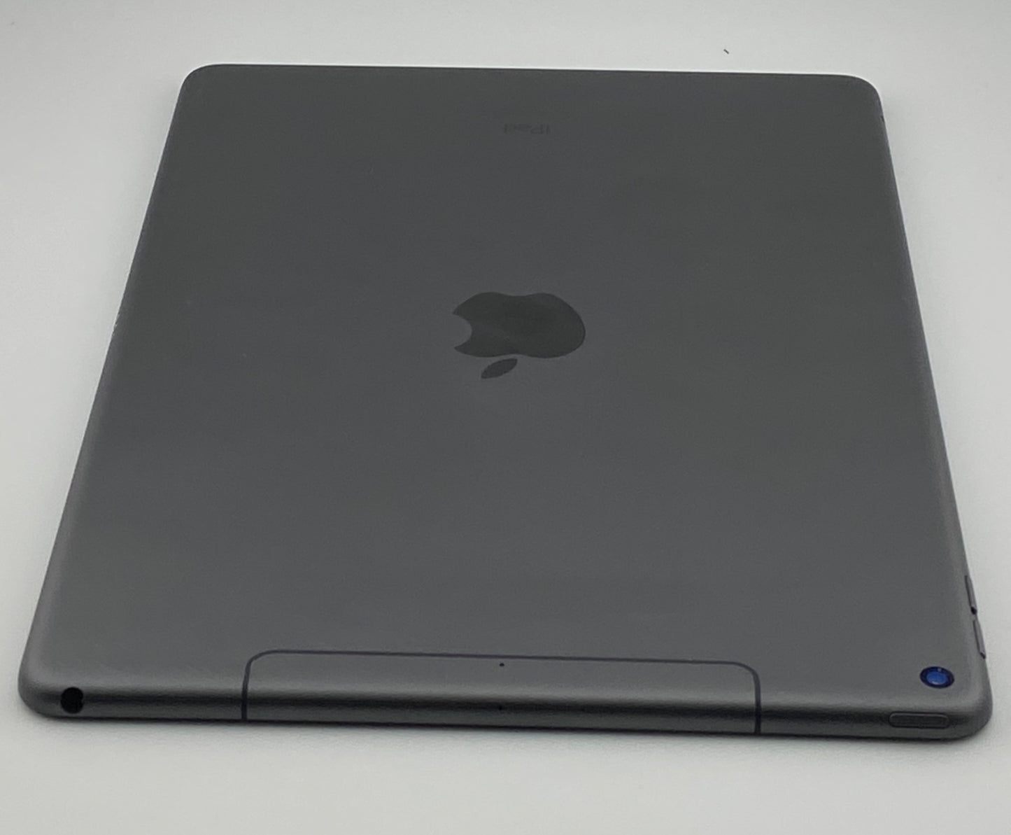 Apple iPad Air 3 64GB Unlocked Cellular WiFi A2153 Space Gray Excellent