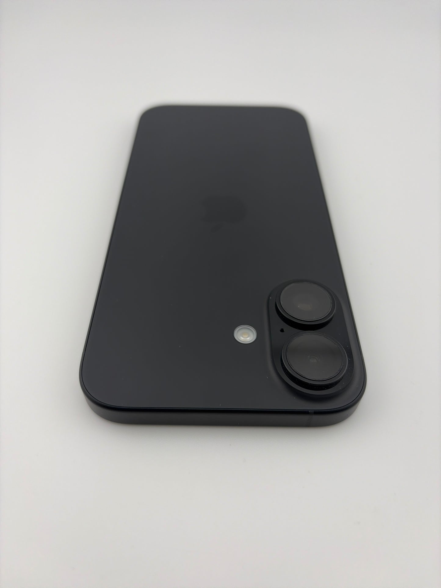 Apple iPhone 16 256GB Unlocked eSim Only Black A3081 MYAX3LL/A Good