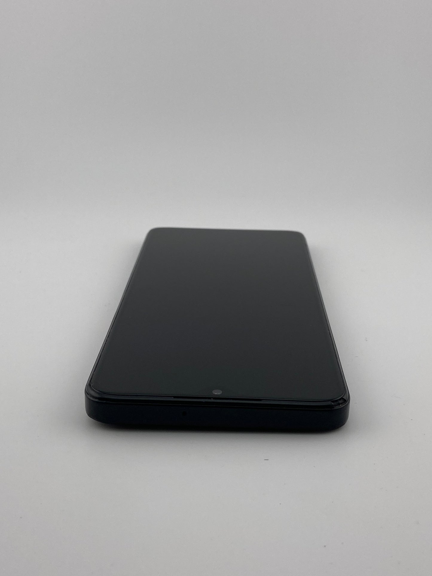 img-hash:9f2d9bc385841f643550249d4637715636a37a2354941c6602bc915feff21394