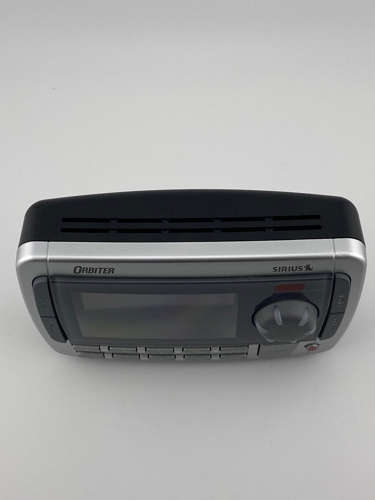 Sirius Orbiter SR4000 Satellite Radio Receiver with Home & Mobile Docking Stations